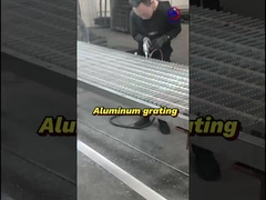 Tấm thép bậc thang bằng thép không gỉ trơn cho vỉa hè công trường xây dựng