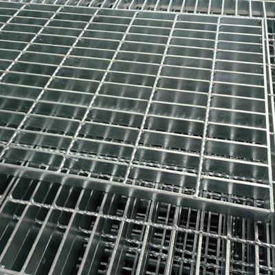 Bảng lưới nhôm anodized cho việc lắp đặt dễ dàng
