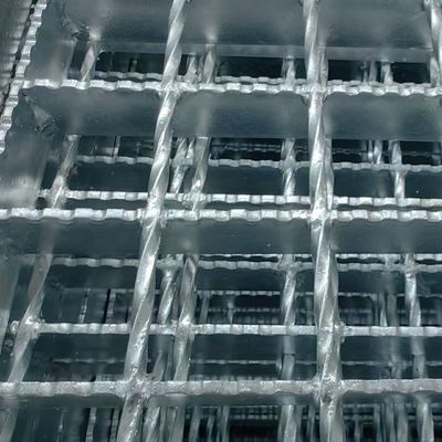 3mm Cross Bar sáng trên bề mặt thép công nghiệp sàn lưới