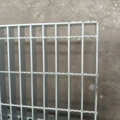 Chăn gạch thép chống mệt mỏi nâng cao sự thoải mái và an toàn của công nhân trong môi trường công nghiệp
