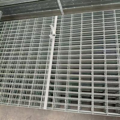 Các lưới thép đục lỗ: Tăng cường thông gió và truyền ánh sáng