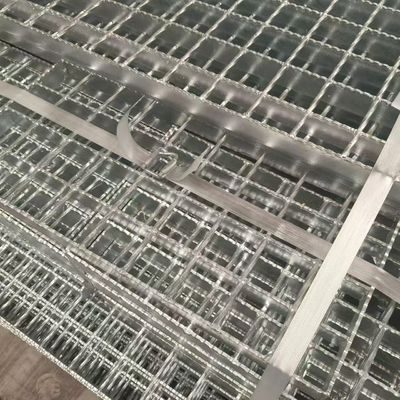 30mm Pitch Heavy Duty Steel Grating đáp ứng tiêu chuẩn YB/T4001-2007