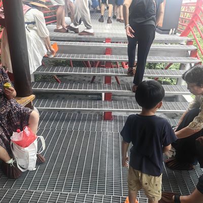Kháng mài bạc thép không gỉ lưới với bề mặt chống trượt