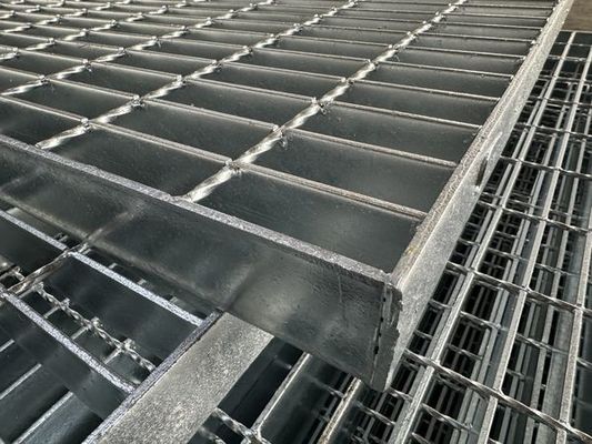 3mm Cross Bar Galvanized Steel Grating cho nền tảng công nghiệp