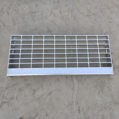 Thép bậc thang lưới G303-30-100 dày 0.3-0.8mm cho môi trường ăn mòn