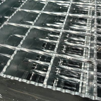 Đá công nghiệp kết thúc galvanized được làm từ tấm mẫu máy hàn áp suất