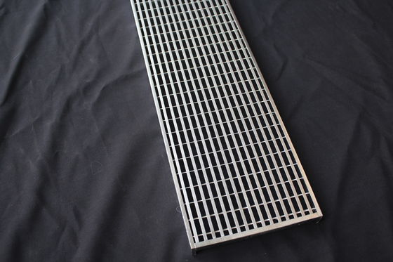 Aesthetic Catwalk Steel Grating Platform 316 Stainless