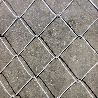 Rào nối chuỗi linh hoạt với các tùy chọn kích thước lưới và độ dày linh hoạt cung cấp hiệu suất an toàn và thông gió