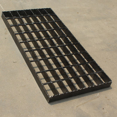 Serrated Anti Slip Welding Bar Grating Stair Treads